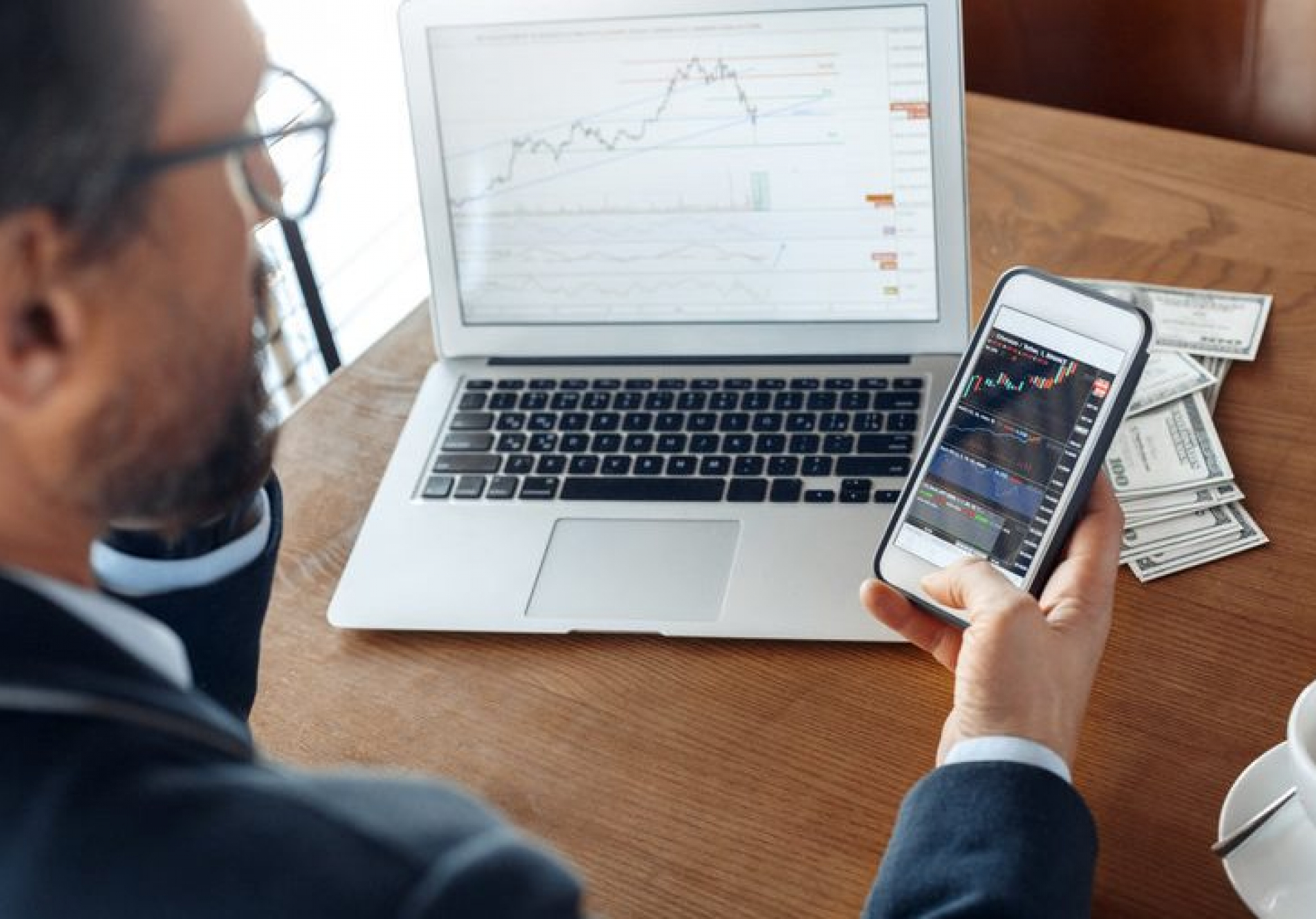 احتراف التدول في ظل صناع السوق